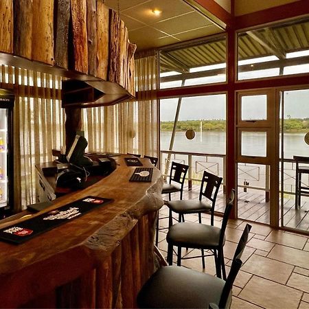 普罗蒂亚酒赞比西河酒店 Katima Mulilo 外观 照片